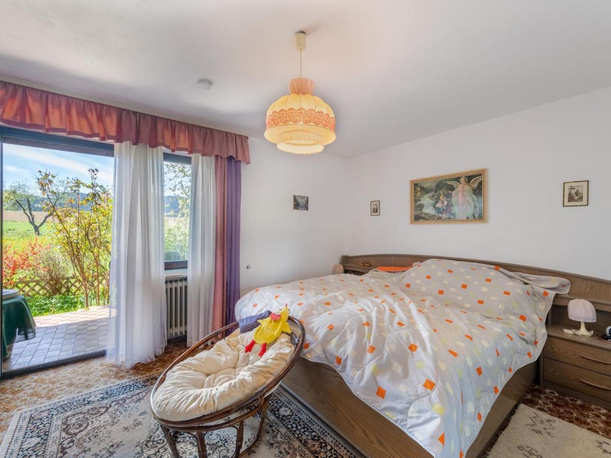 Quaint Holiday Home In Bad K Tzting With Garden Terrace Kötzting Εξωτερικό φωτογραφία